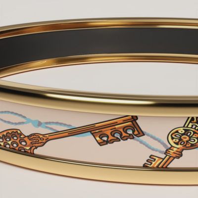 “钥匙”珐琅手镯, 视图: 视频, 当前为第2张(共4张)